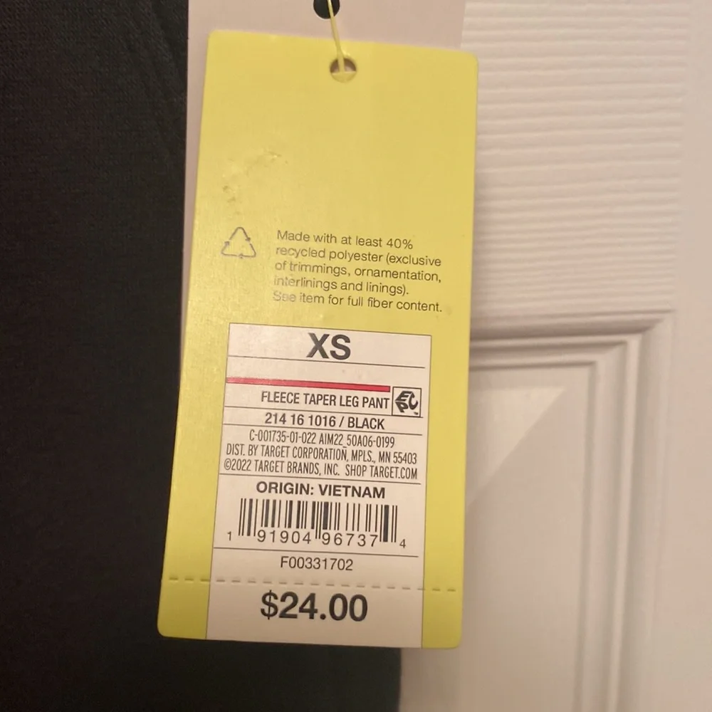 Brand New All in Motion Black Fleece Taper Leg Pants…size XS - Picture 5 of 5